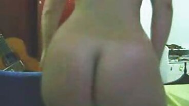 Hot Guys Fuck වෙතින් උණුසුම් Laylani Wyld සමඟ Curvy Action