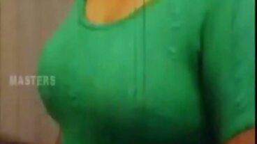 Reality Kings වෙතින් සිත් ඇදගන්නා Cyrstal Rae සහ Janice Griffith සමඟ Ffm smut