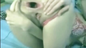 Brazzers වෙතින් උණුසුම් Elsa Jean සහ Katana Kombat සමඟ Reverse Cowgirl චිත්‍රපටිය