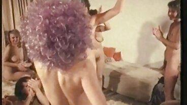 MYLF වෙතින් ආකර්ෂණීය Ginger Babbi සමඟ Legs On Shoulders චිත්‍රපටිය