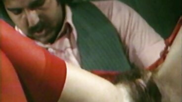 Clubseventeen වෙතින් ශිෂ්‍ය නායක Paisley Parker සහ Scarlet Red සමඟ ලිංගිකව හැසිරීම