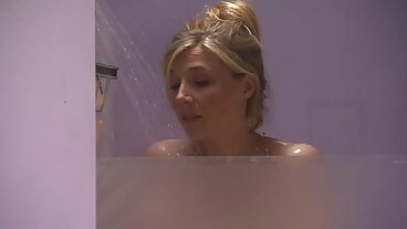 Hot Guys Fuck වෙතින් නියම Kylie Storm සමඟ මිෂනාරි ක්‍රියාව