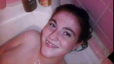 Anal only වෙතින් උද්යෝගිමත් Chloe Cherry සමඟ කෙස් සහිත දර්ශනය
