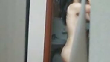 Mofos වෙතින් අලංකාර Gianna Dior සමඟ Handjob දර්ශනය