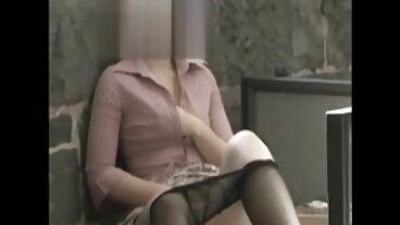 Evil Angel වෙතින් නියම කර්ම RX සමඟ Handjob ක්‍රියාව